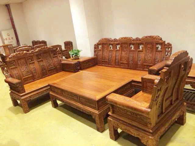 刺猬紫檀象頭如意沙發(fā)-廣州木緣居家具提供刺猬紫檀象頭如意沙發(fā)的相關(guān)介紹、產(chǎn)品、服務(wù)、圖片、價格木緣居家具,廣州木緣居,廣州紅木家具,廣州紅木家具廠,廣州高檔紅木家具,廣州酸枝家具,小葉紅檀家具,廣州明式家具銷售,廣州古典紅木家具,廣州明式地柜廠家,廣州明式沙發(fā)直銷、酸枝家具、緬甸花梨家具、小葉紅檀家具、刺猬紫檀家具、